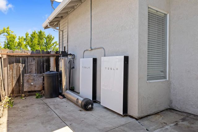 1742 Swenson Ct, Stockton, CA 95206