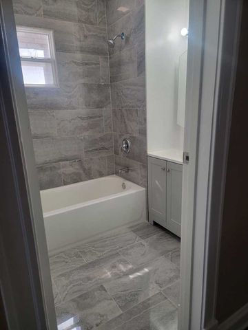 1540 N Keeler Avenue 2, Chicago, IL 60651