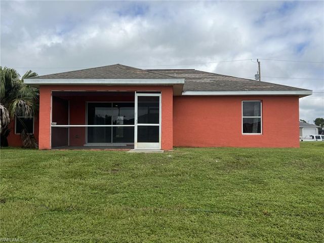 3209 21st ST SW, Lehigh Acres, FL 33976