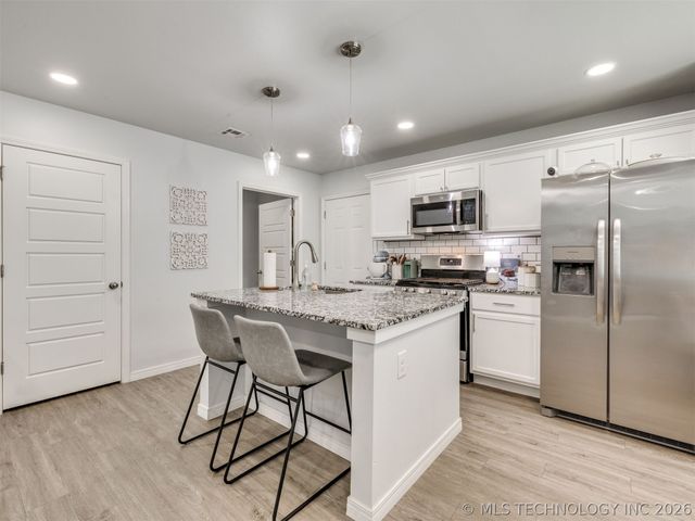 5028 S 29th West Avenue, Tulsa, OK 74107