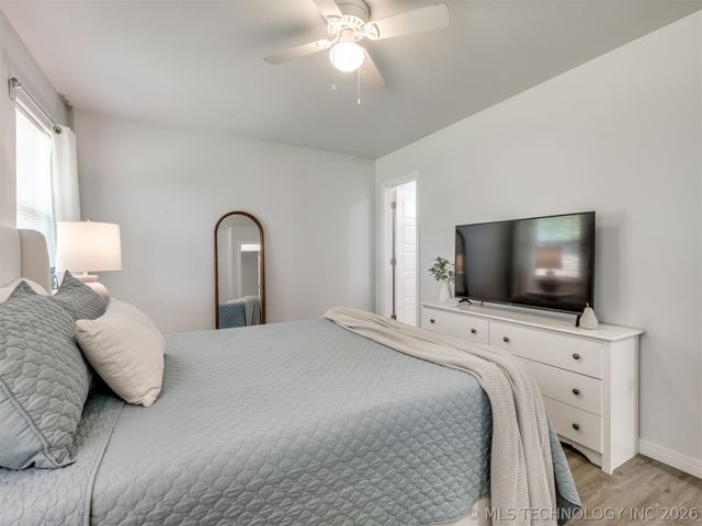 5028 S 29th West Avenue, Tulsa, OK 74107