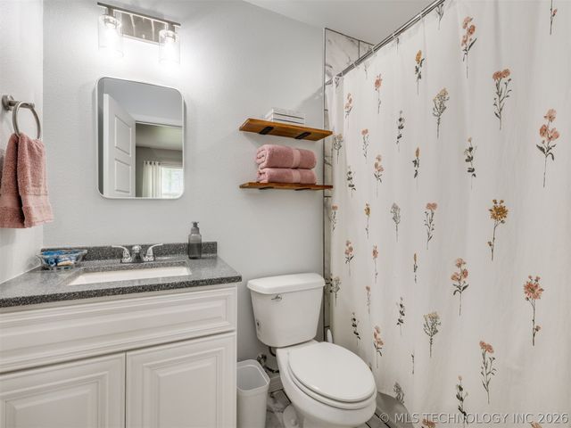 5028 S 29th West Avenue, Tulsa, OK 74107