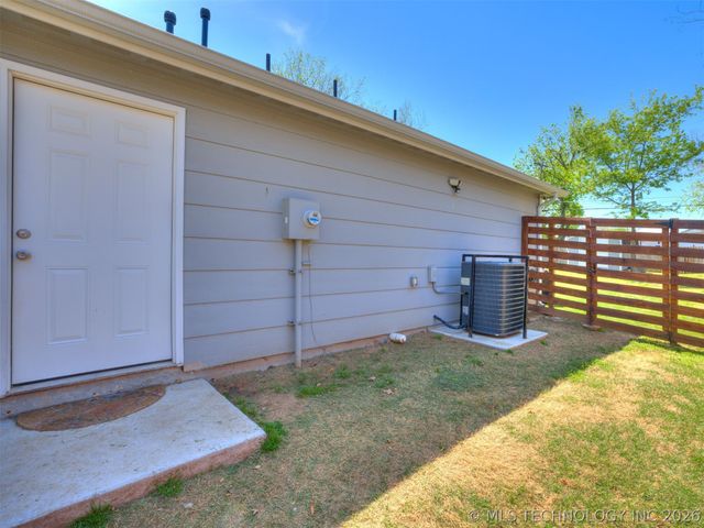 5028 S 29th West Avenue, Tulsa, OK 74107