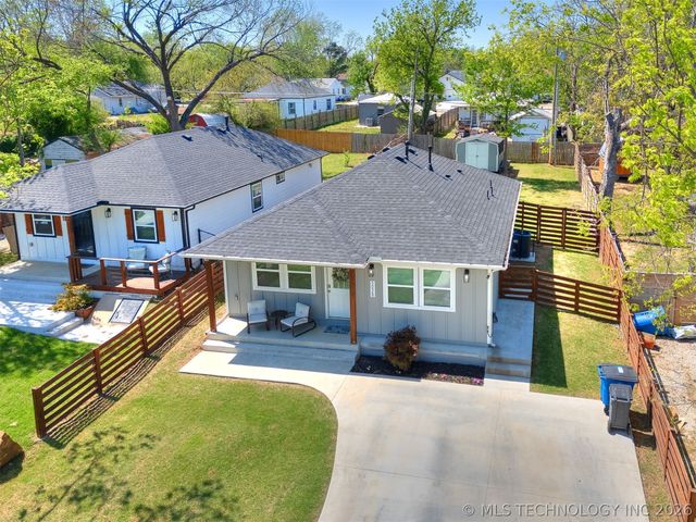 5028 S 29th West Avenue, Tulsa, OK 74107