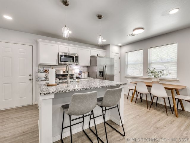 5028 S 29th West Avenue, Tulsa, OK 74107