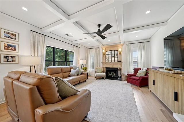 5803 Little Doe Walk, Flowery Branch, GA 30542