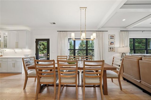 5803 Little Doe Walk, Flowery Branch, GA 30542