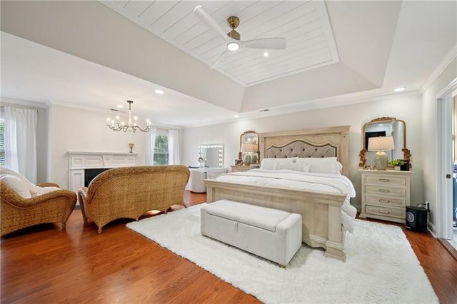 5803 Little Doe Walk, Flowery Branch, GA 30542