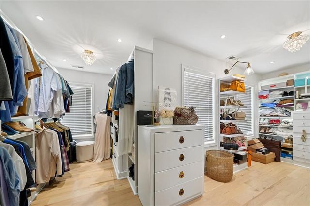 5803 Little Doe Walk, Flowery Branch, GA 30542