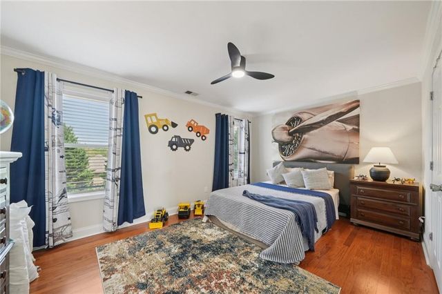 5803 Little Doe Walk, Flowery Branch, GA 30542