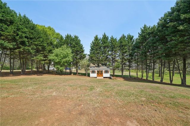 5803 Little Doe Walk, Flowery Branch, GA 30542