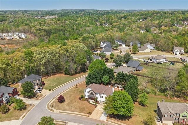 5803 Little Doe Walk, Flowery Branch, GA 30542
