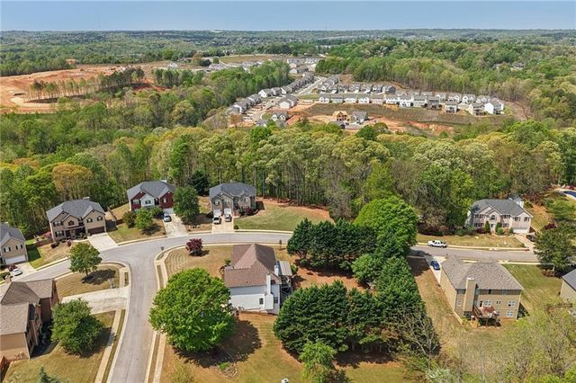 5803 Little Doe Walk, Flowery Branch, GA 30542