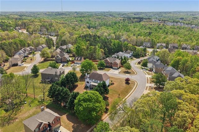 5803 Little Doe Walk, Flowery Branch, GA 30542