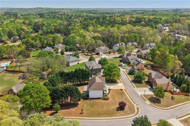 5803 Little Doe Walk, Flowery Branch, GA 30542
