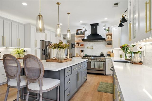 5803 Little Doe Walk, Flowery Branch, GA 30542