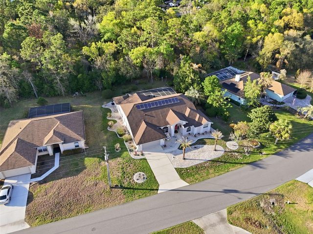 44 LINDER DRIVE, Homosassa, FL 34446