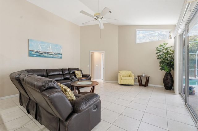 44 LINDER DRIVE, Homosassa, FL 34446