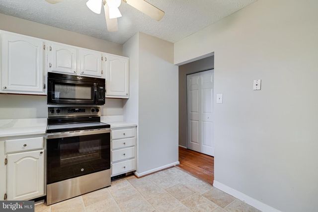 2307 VALLEY OAK CT, Waldorf, MD 20601
