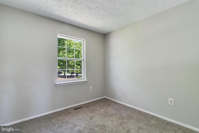 2307 VALLEY OAK CT, Waldorf, MD 20601