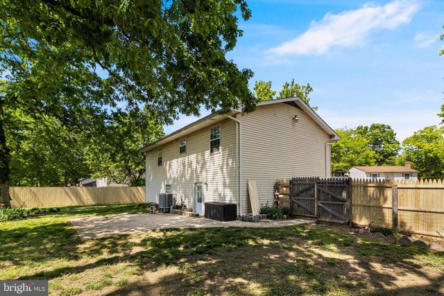 2307 VALLEY OAK CT, Waldorf, MD 20601