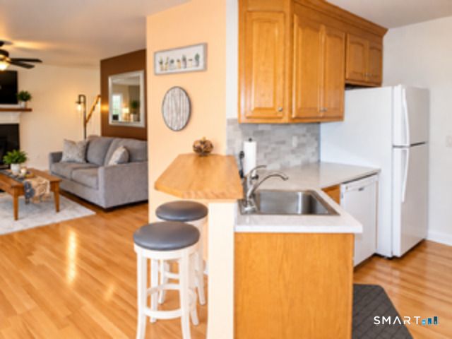 23 Clark Road, East Windsor, CT 06016
