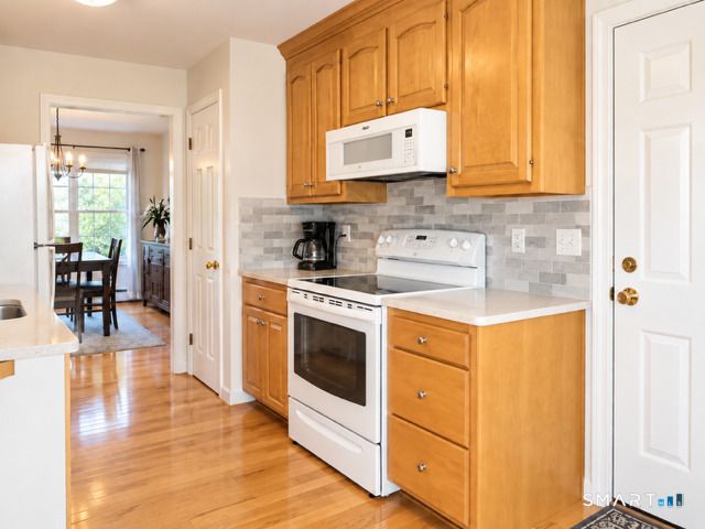 23 Clark Road, East Windsor, CT 06016