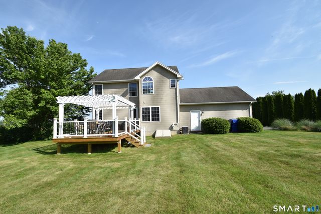 23 Clark Road, East Windsor, CT 06016