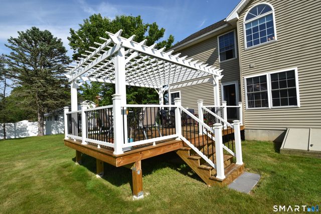 23 Clark Road, East Windsor, CT 06016