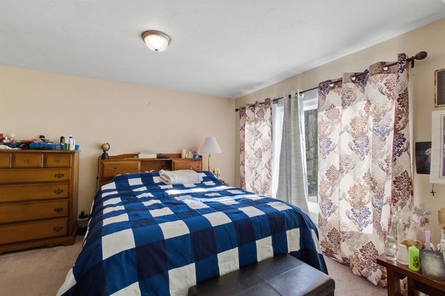 8 West Street, Tilton, NH 03276