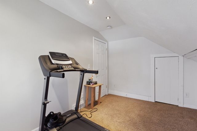 8 West Street, Tilton, NH 03276