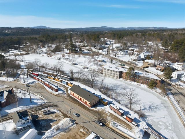 8 West Street, Tilton, NH 03276