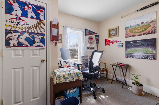 8 West Street, Tilton, NH 03276