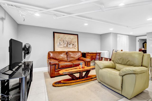 1622 FLORIDA AVE NW, Washington, DC 20009
