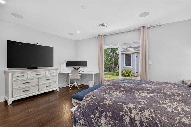 1270 SE 14th Court, Deerfield Beach, FL 33441
