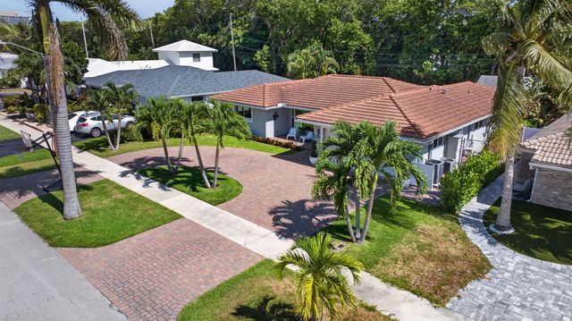 1270 SE 14th Court, Deerfield Beach, FL 33441