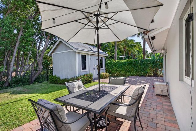 1270 SE 14th Court, Deerfield Beach, FL 33441