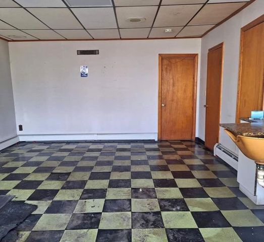 187 Brightman St, Fall River, MA 02720