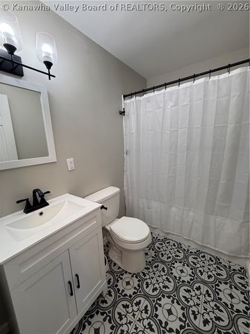 302 Clemens Court, Huntington, WV 25704