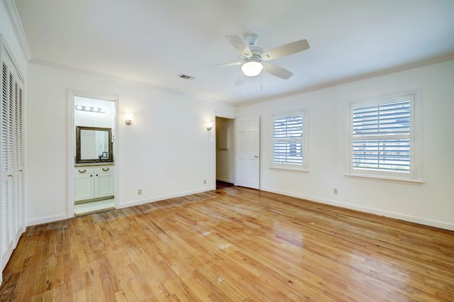 5642 Wickersham Lane, Houston, TX 77056