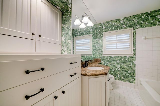 5642 Wickersham Lane, Houston, TX 77056