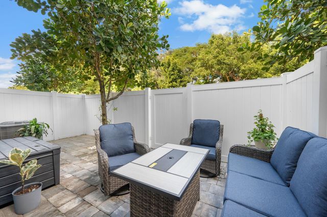 8813 Via Mar Rosso, Lake Worth, FL 33467