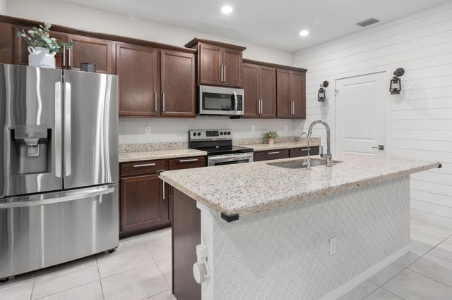 8813 Via Mar Rosso, Lake Worth, FL 33467