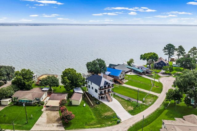 261 Fergerson Way, Point Blank, TX 77364