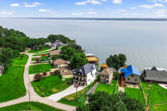 261 Fergerson Way, Point Blank, TX 77364