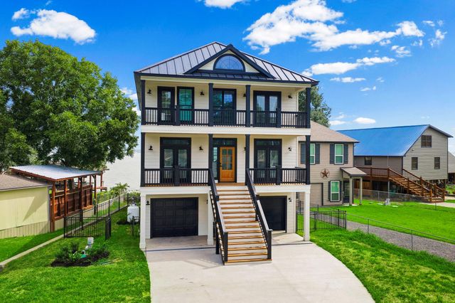 261 Fergerson Way, Point Blank, TX 77364