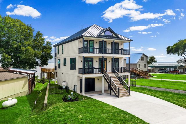 261 Fergerson Way, Point Blank, TX 77364
