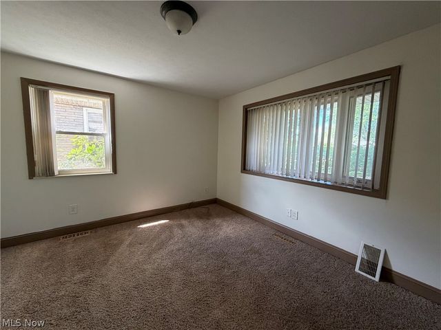 4602 7th Avenue, Vienna, WV 26105
