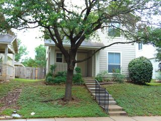 9208 Rowlands Sayle, Austin, TX 78744