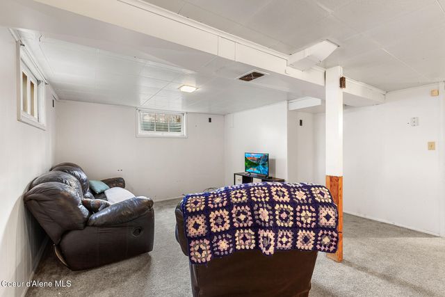 1302 E Adeline Ave, Coeur D'alene, ID 83814